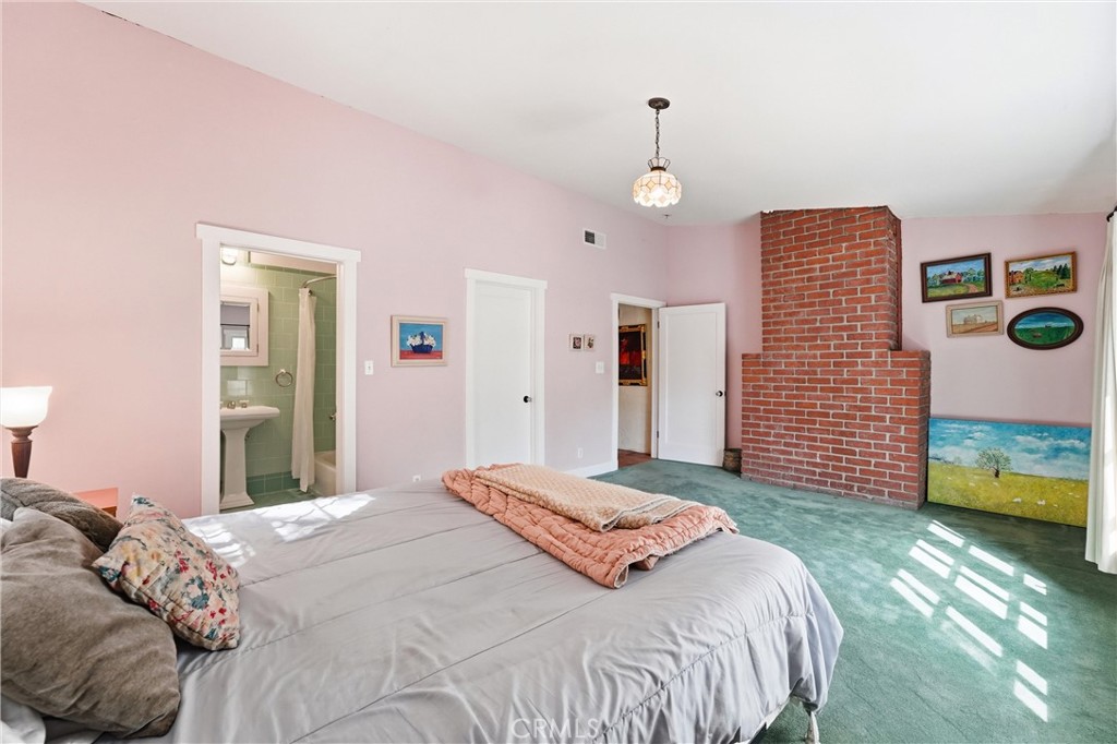 1749 West Property Photo 28