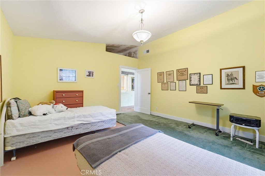 1749 West Property Photo 32