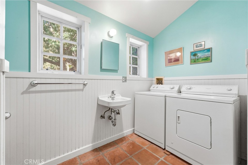 1749 West Property Photo 35