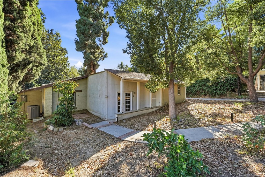 1749 West Property Photo 37