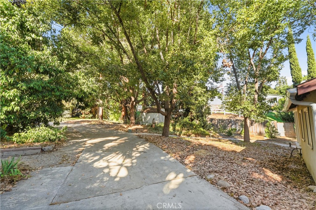 1749 West Property Photo 38