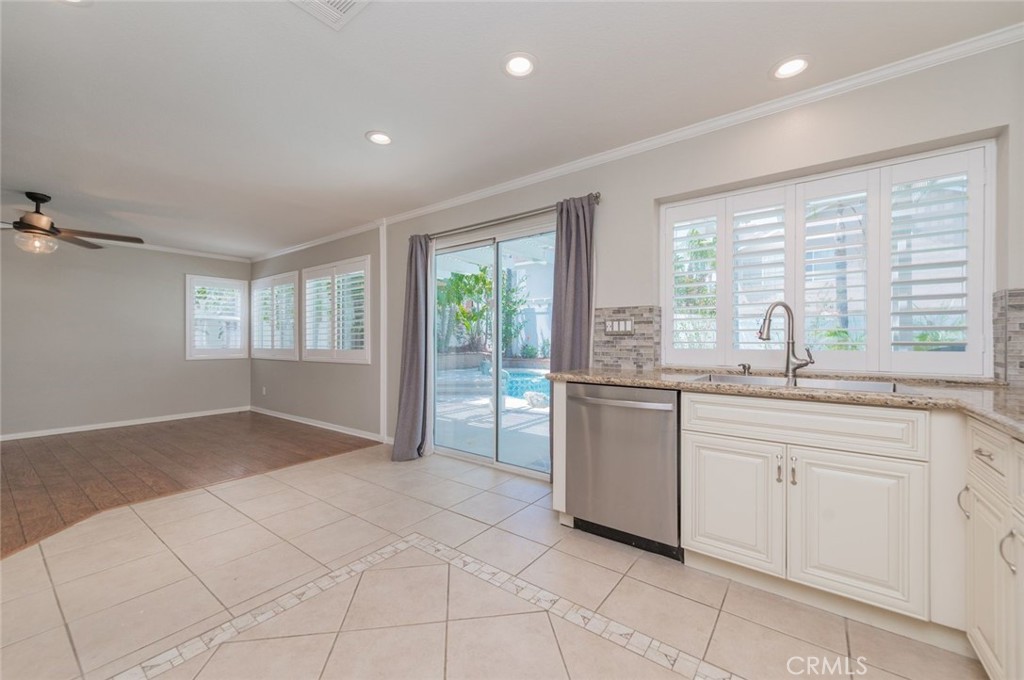 3420 New York Property Photo 18