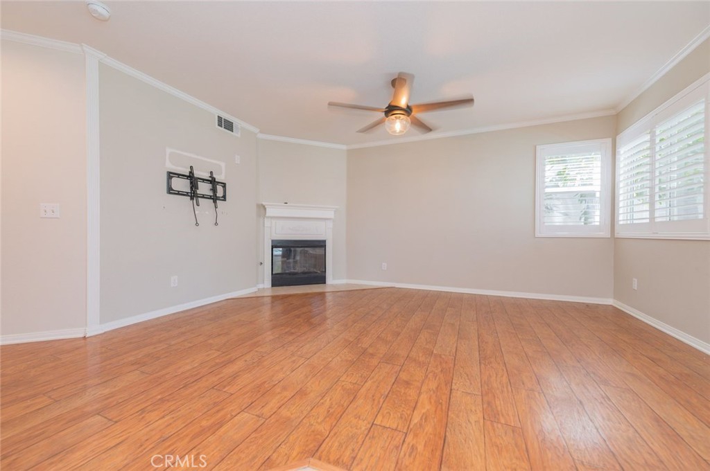 3420 New York Property Photo 21