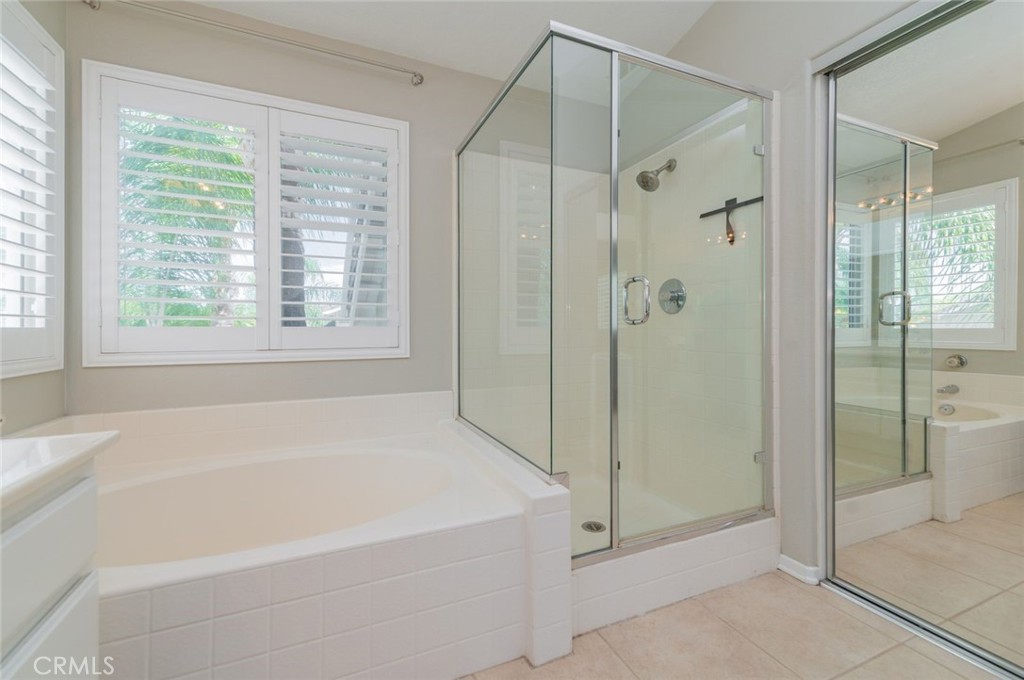 3420 New York Property Photo 28