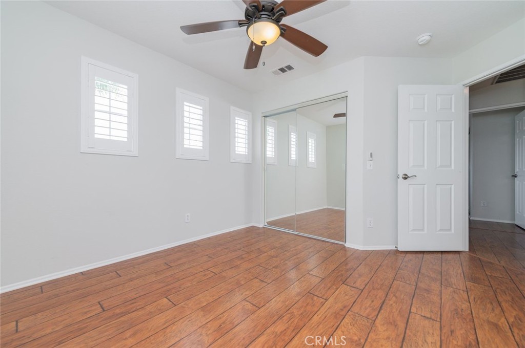 3420 New York Property Photo 33