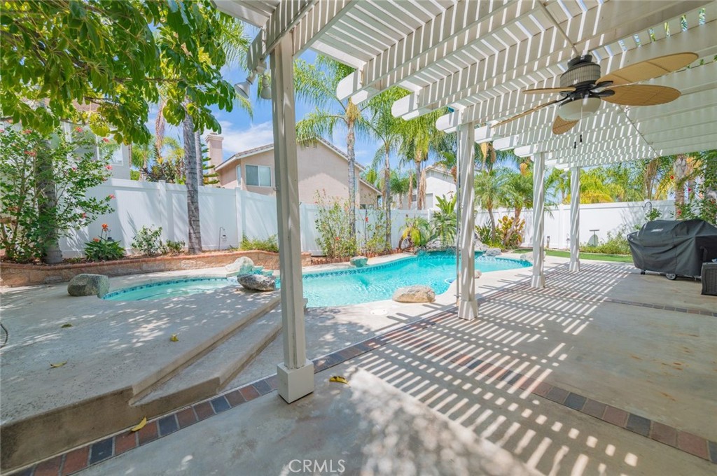 3420 New York Property Photo 34