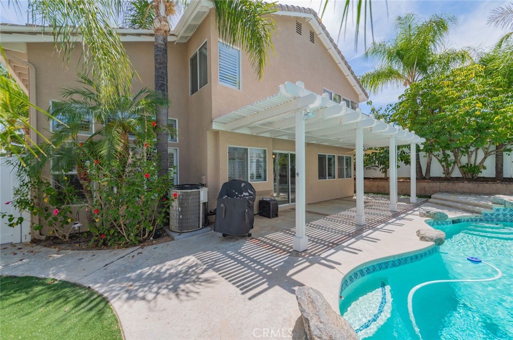 3420 New York Property Photo 35