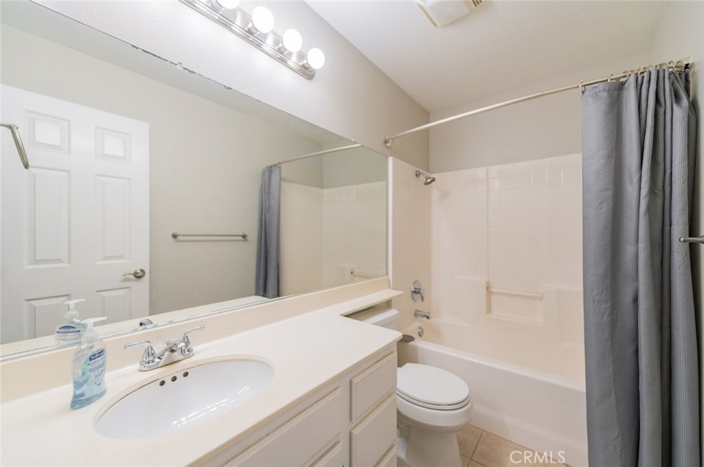 3420 New York Property Photo 36