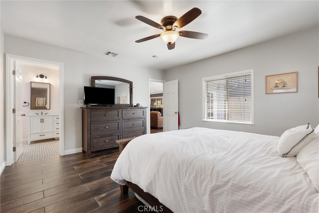 5329 E Flagstone Street Property Photo 14