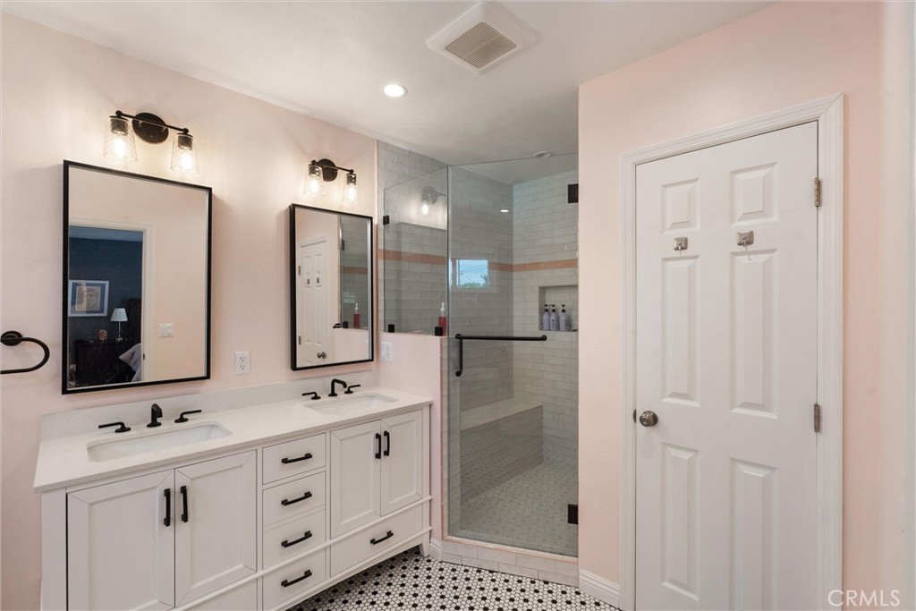 5329 E Flagstone Street Property Photo 15