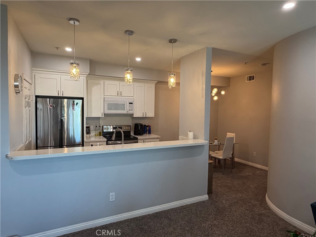 375 Central 186 Property Photo 4