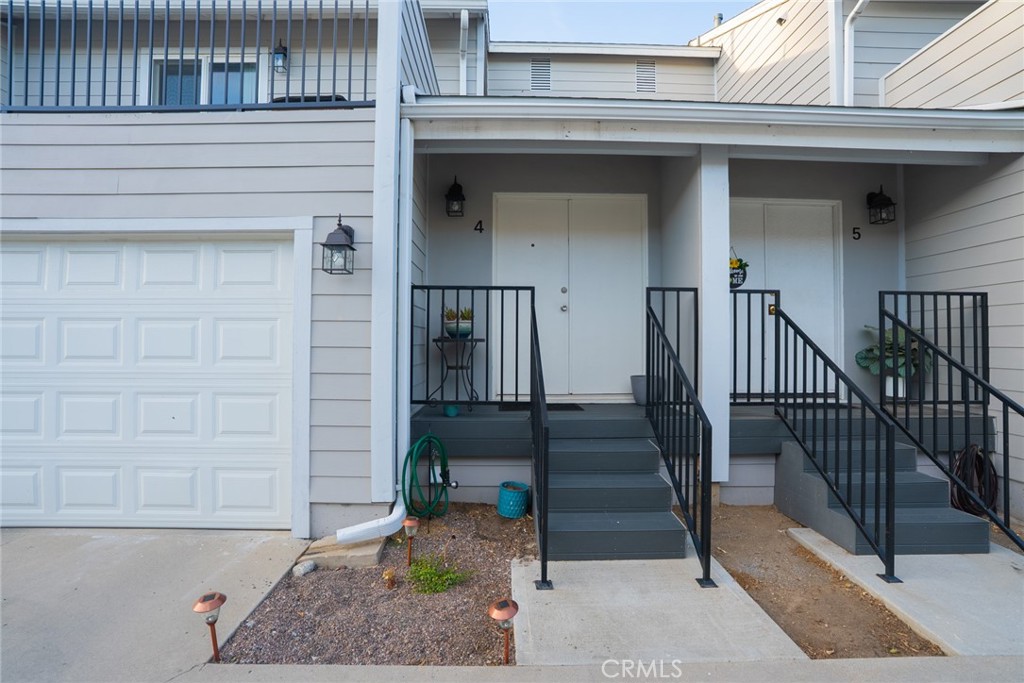 2104 Raymond 4 Property Photo 1