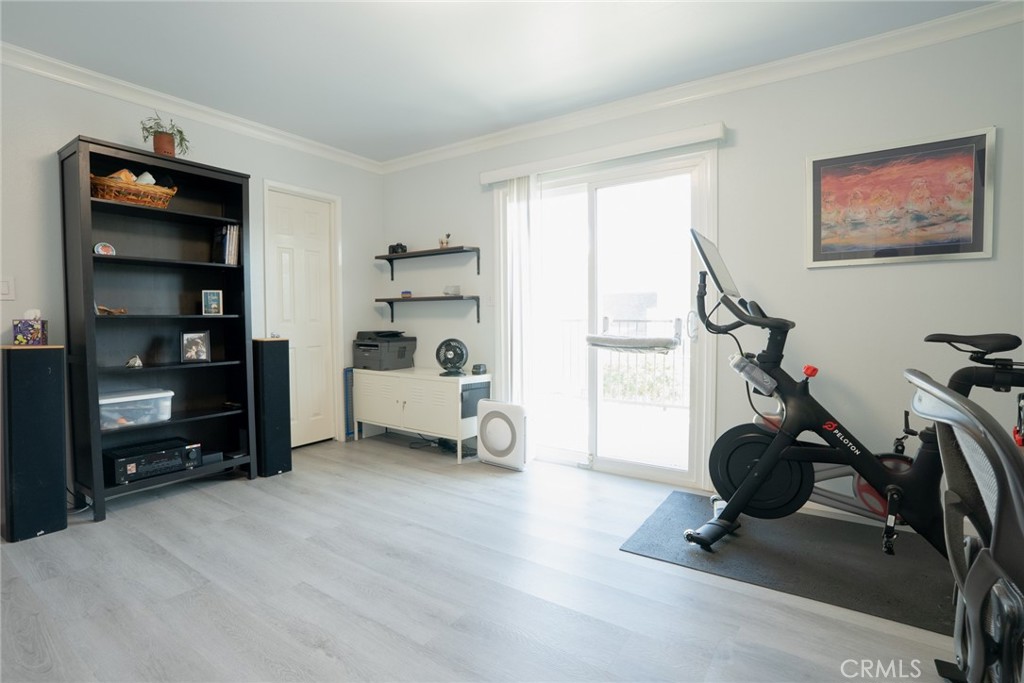 2104 Raymond 4 Property Photo 15