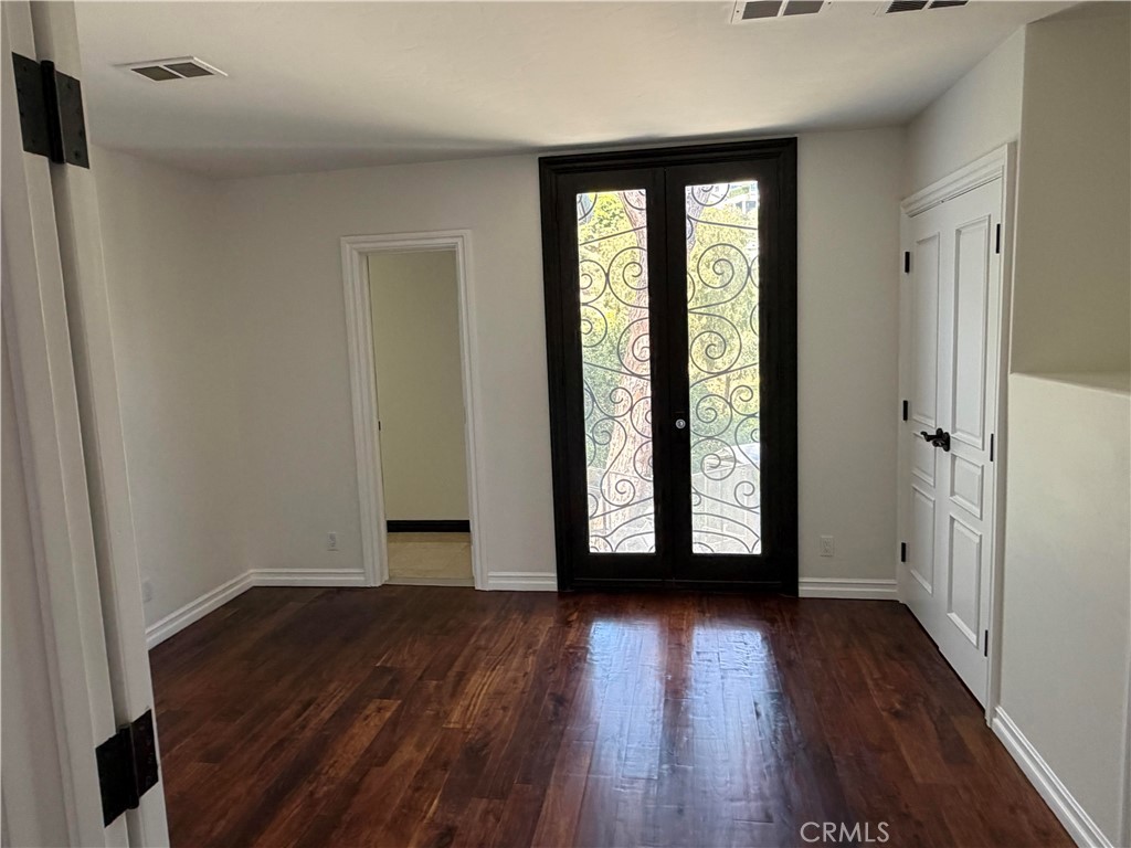 1301 N Beverly Property Photo 23
