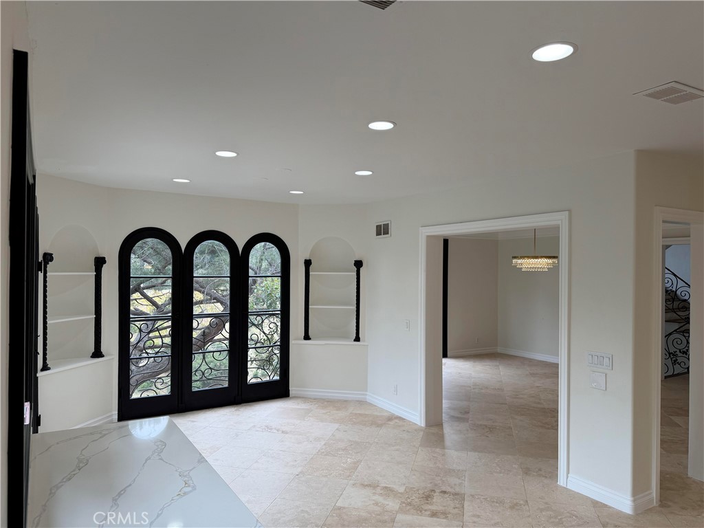1301 N Beverly Property Photo 37