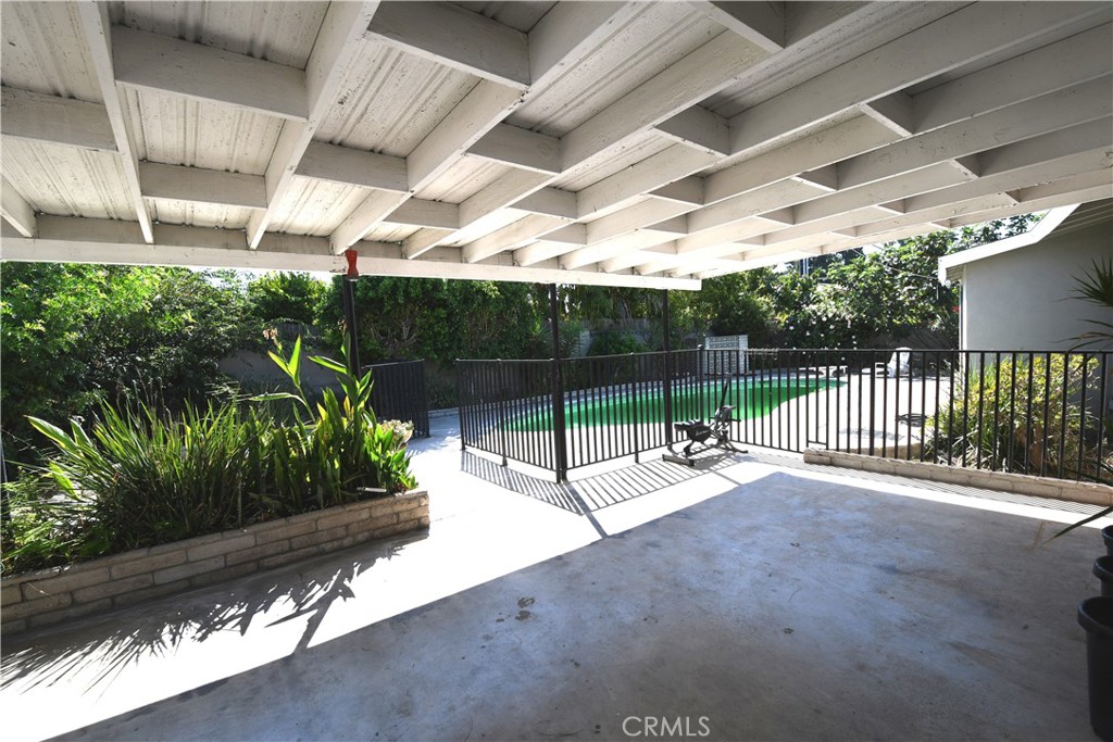 10445 Ballard Property Photo 28
