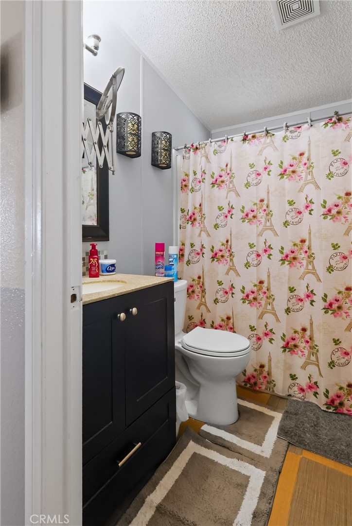 11301 Euclid Street 22 Property Photo 15