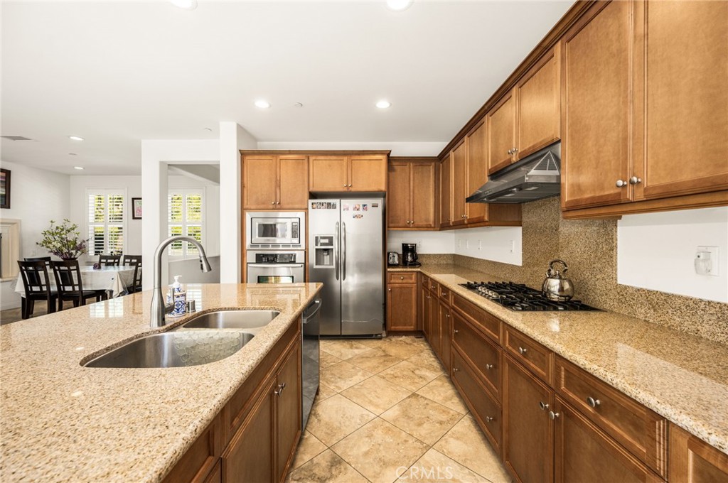 2748 E Coalinga Property Photo 19