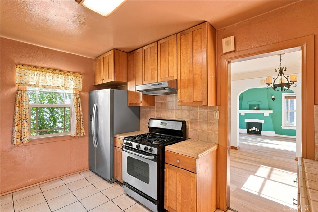 2390 Oregon Property Photo 17