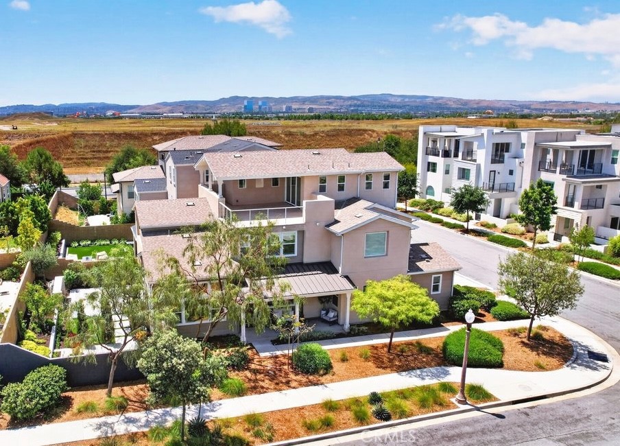 168 Crossover Property Photo 2