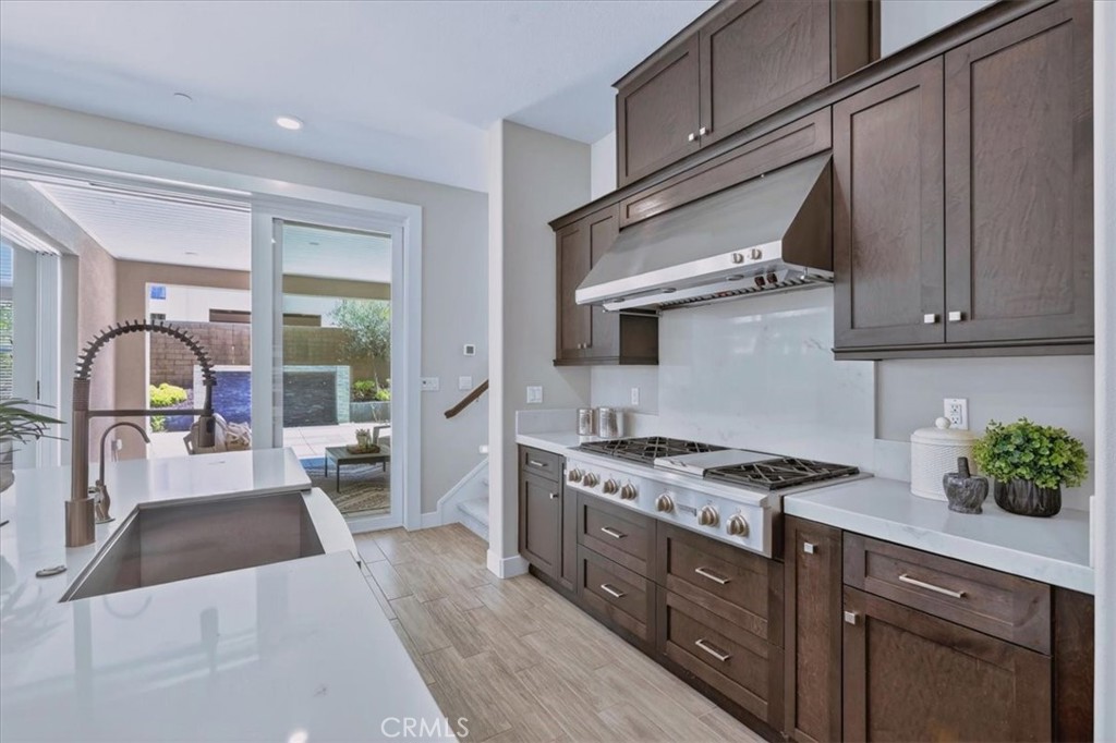 168 Crossover Property Photo 18