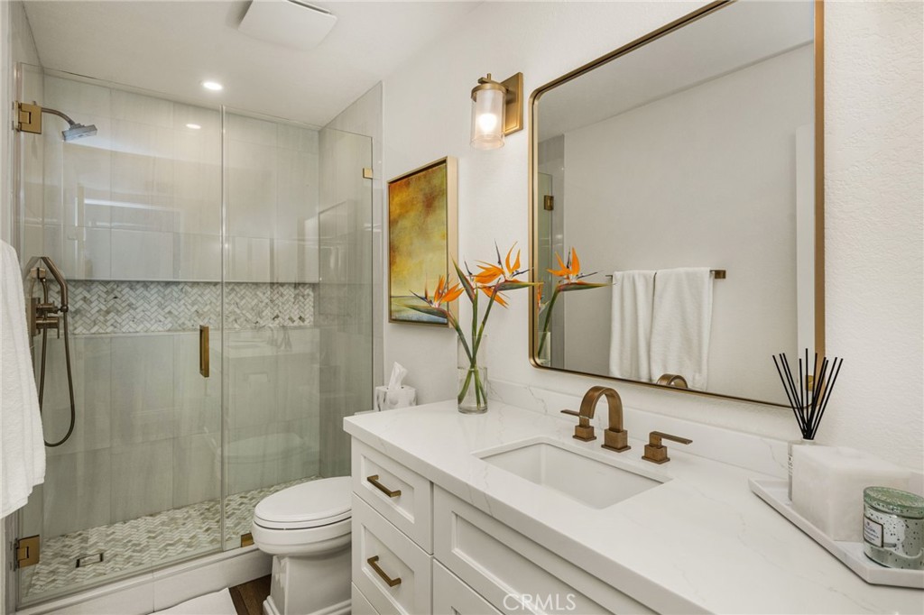 601 Jasmine Property Photo 28