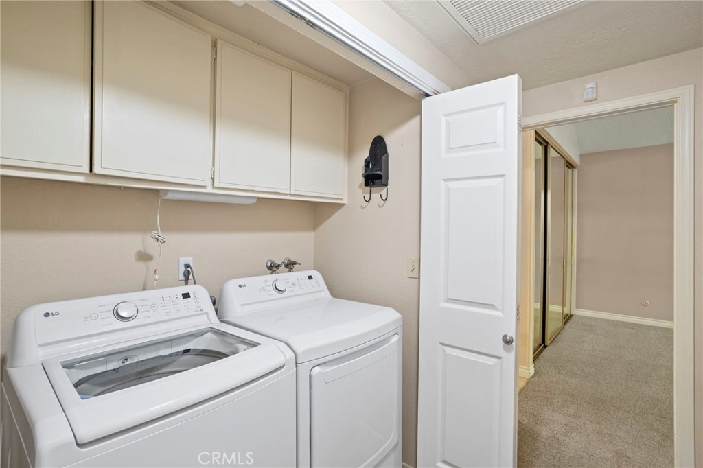 20547 Manzanita Avenue Property Photo 18