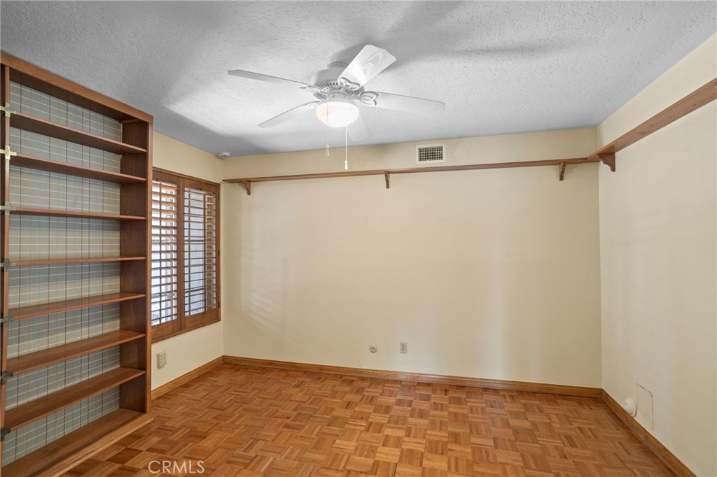 20547 Manzanita Avenue Property Photo 27