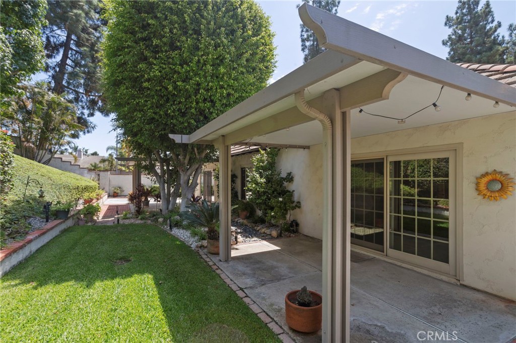 20547 Manzanita Avenue Property Photo 31