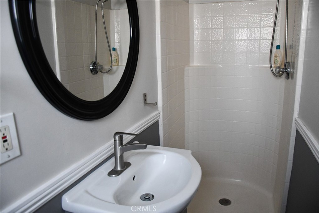 629 Culver Property Photo 24