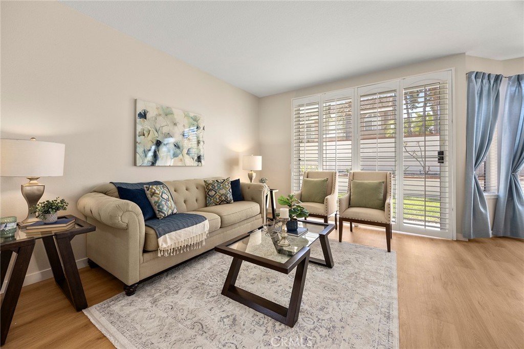 5315 Via Sevilla Property Photo 4