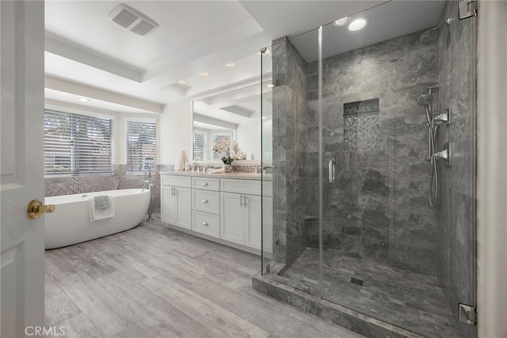 5315 Via Sevilla Property Photo 22