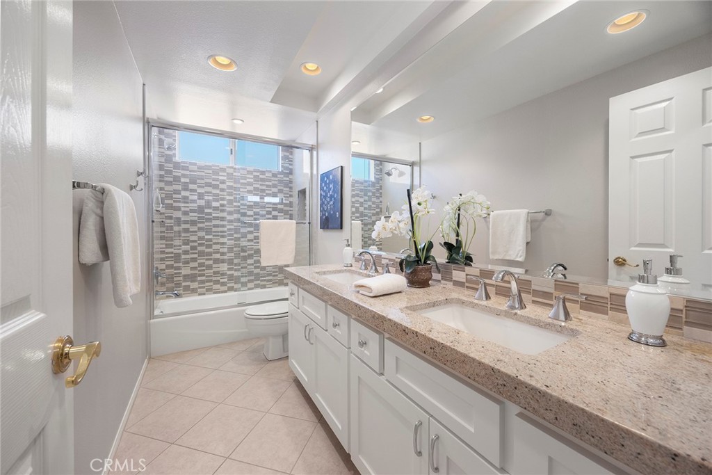 5315 Via Sevilla Property Photo 25