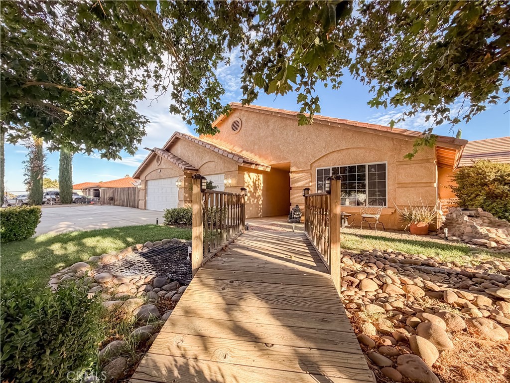 10011 Solano Property Photo 3