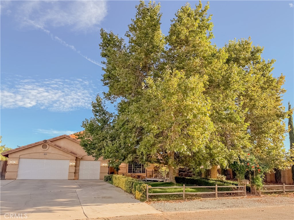 10011 Solano Property Photo 10