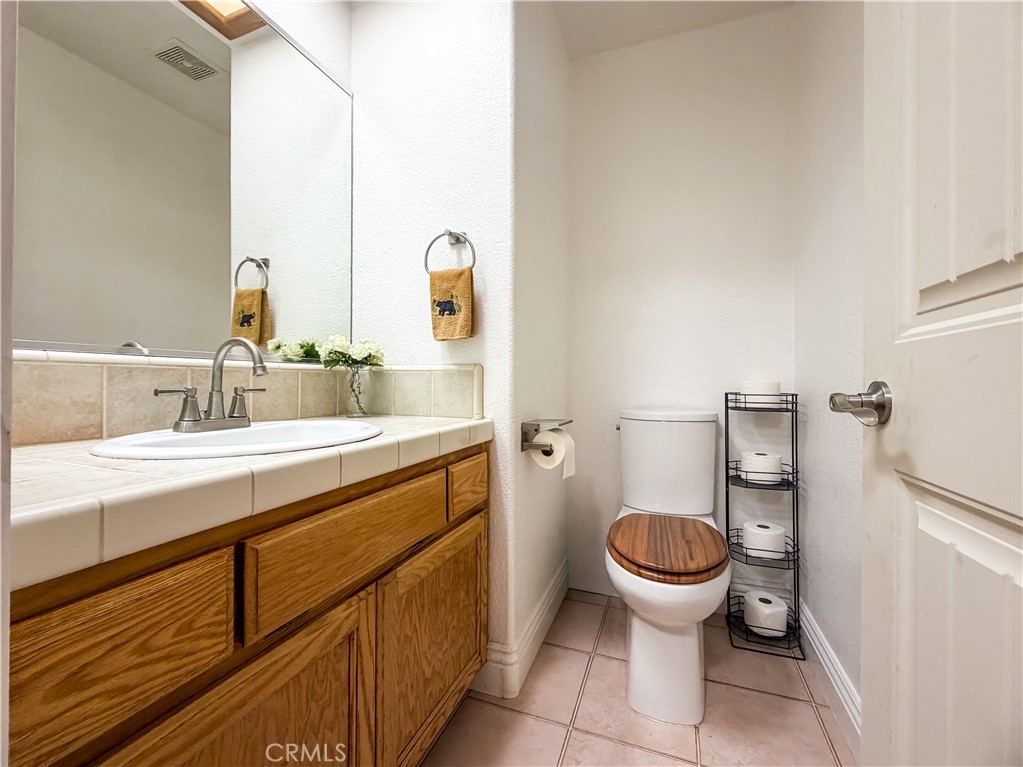 10011 Solano Property Photo 24