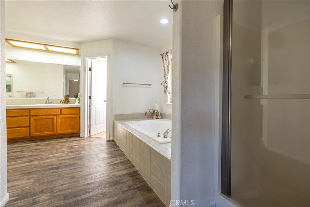 10011 Solano Property Photo 31