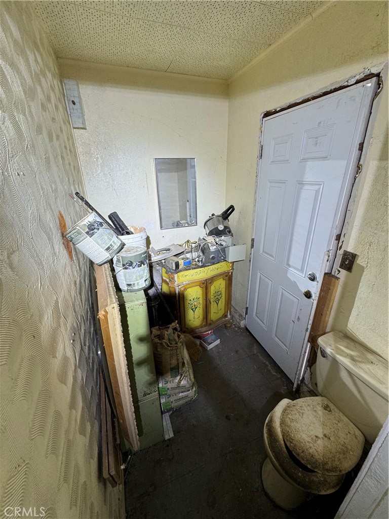 200 N Brookhurst Property Photo 3