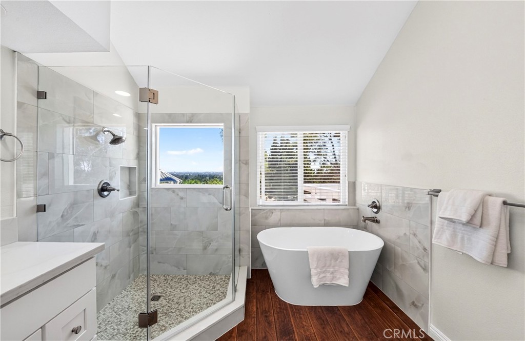 1468 Atherton Property Photo 14