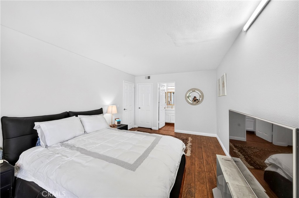 1468 Atherton Property Photo 32