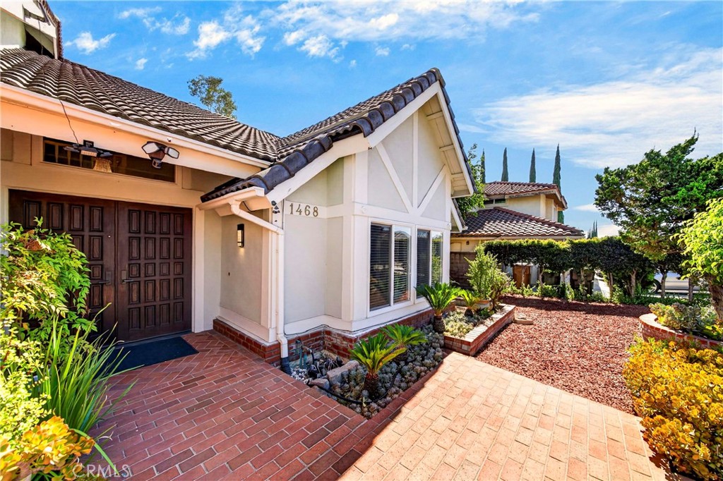 1468 Atherton Property Photo 38