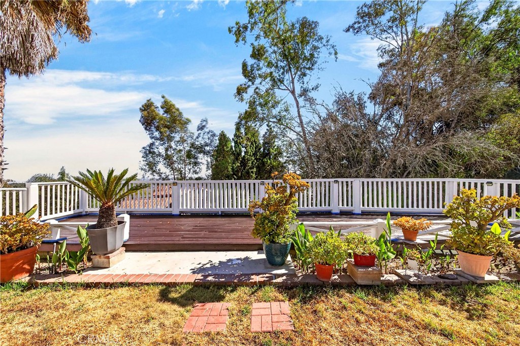 1468 Atherton Property Photo 42