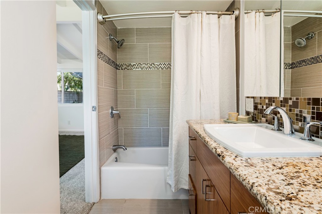 7041 E Spring Property Photo 14