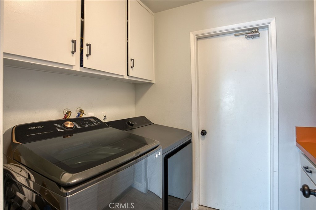 1618 Salmon Property Photo 21