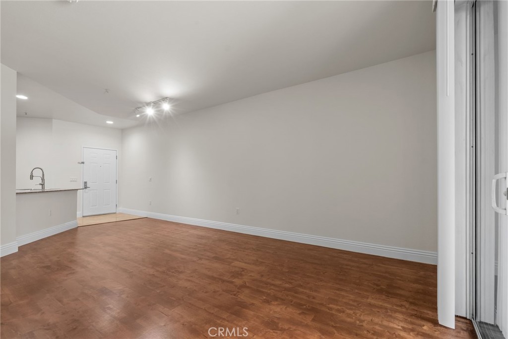 2108 Scholarship Property Photo 22