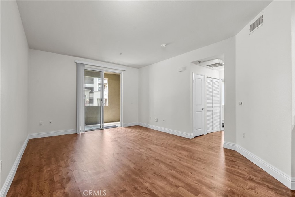 2108 Scholarship Property Photo 23