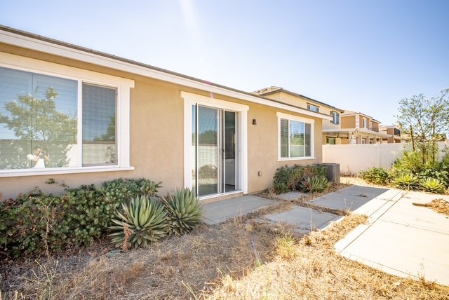 30817 Windy Ridge Property Photo 3