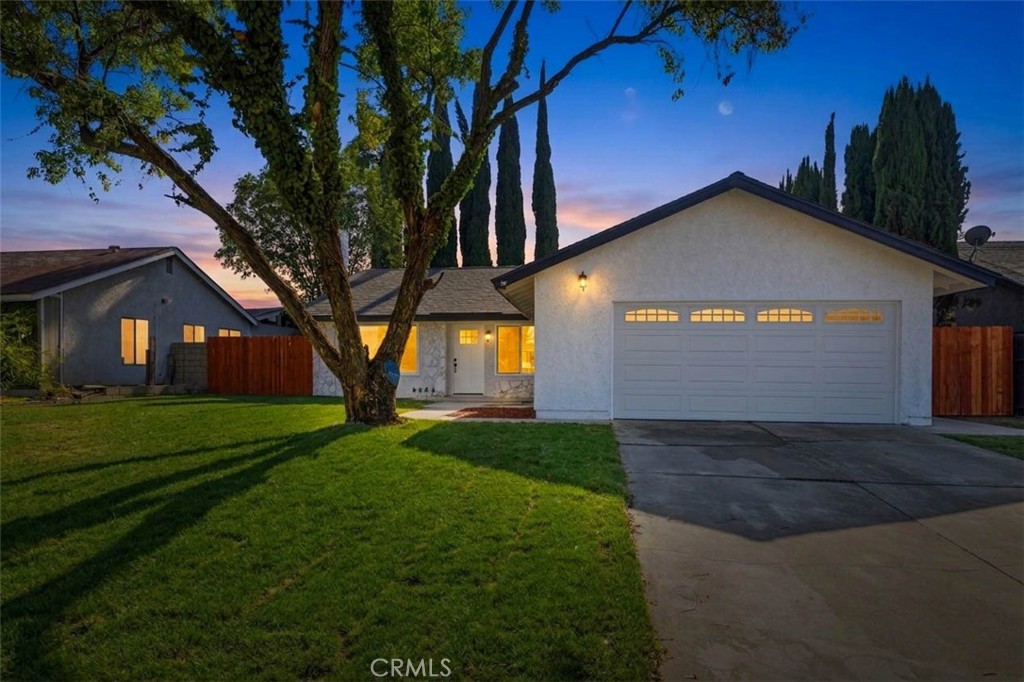 8281 Onyx Court Property Photo 2