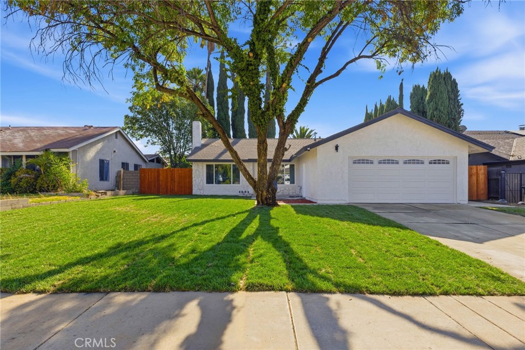 8281 Onyx Court Property Photo 3
