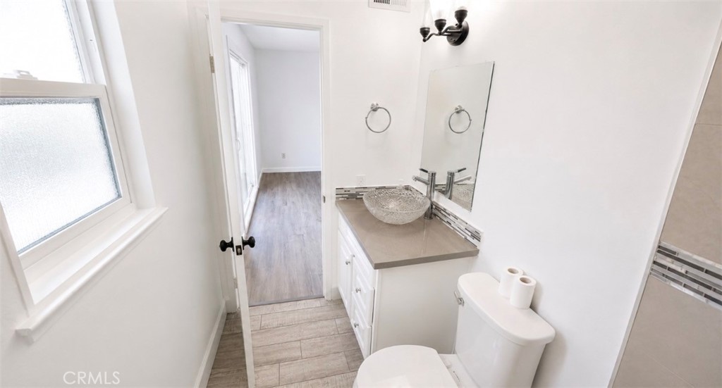 3328 Mohawk Property Photo 17